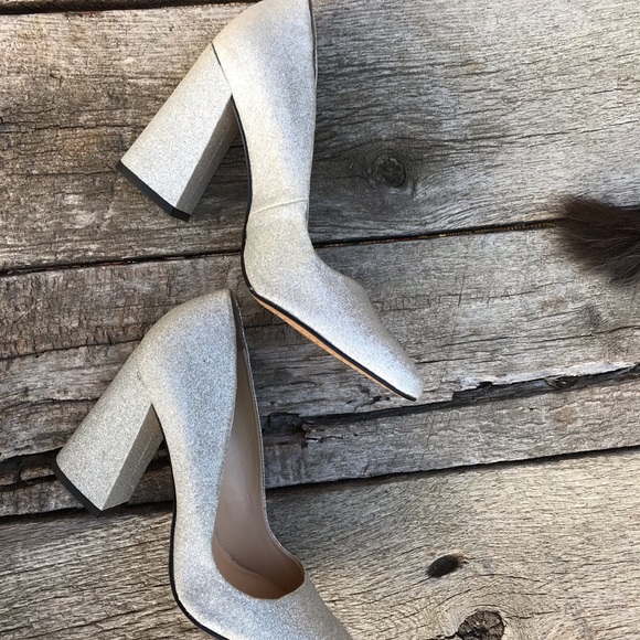 Vince Camuto Silver Metallic Talise Block Heel 7M - Picture 5 of 8